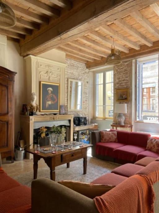 La Maison De Lea, Chambres D'Hotes De 14 Couchages Tournus Luaran gambar